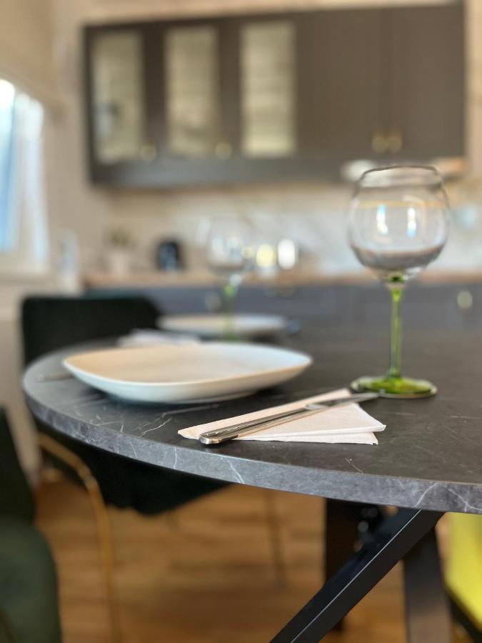 Halo Apartments 弗罗茨瓦夫 外观 照片